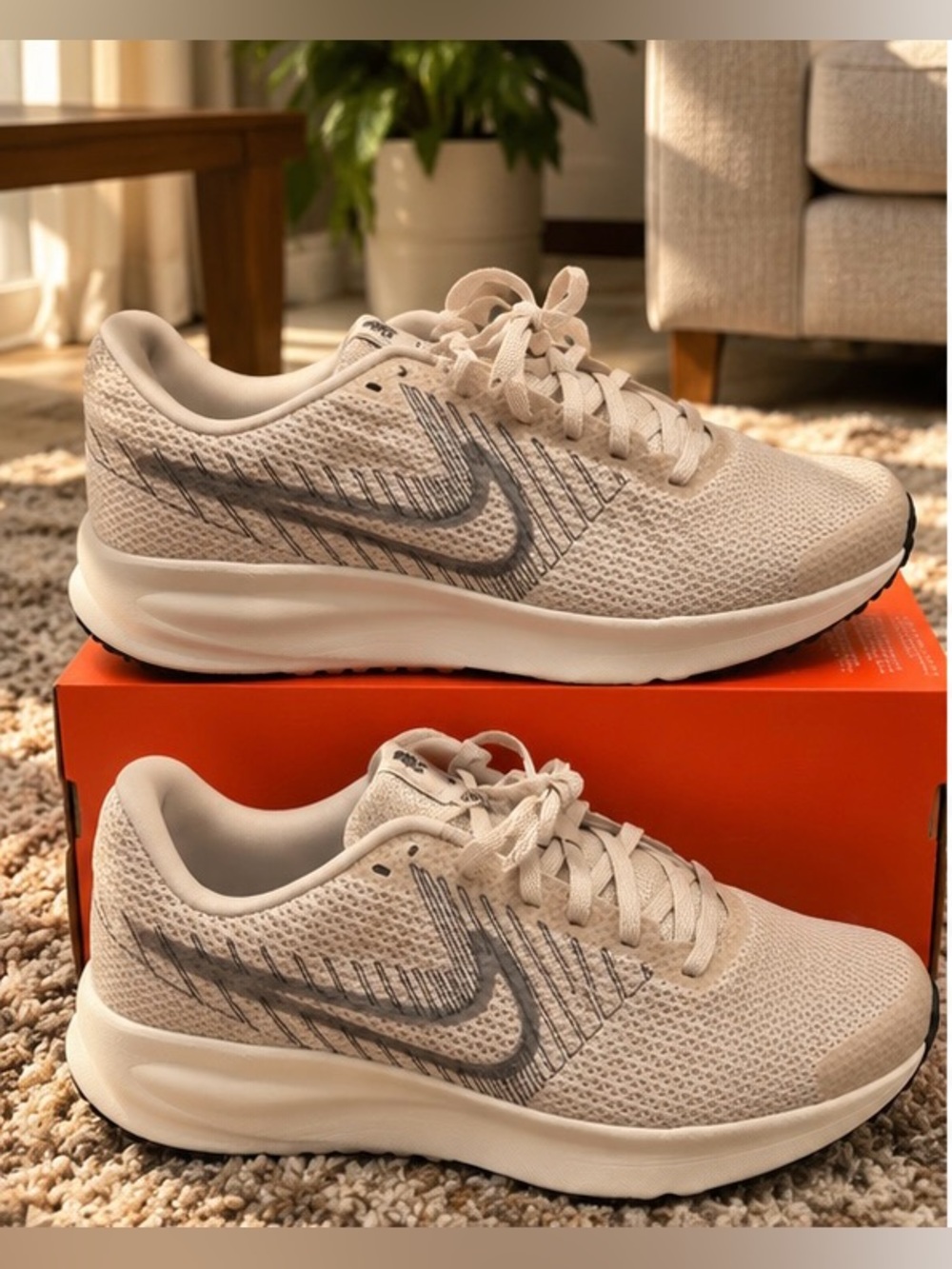 Nike Run Defy Women’s Mesh Low Top Running Sneakers Beige/Gray/White HM9593-100